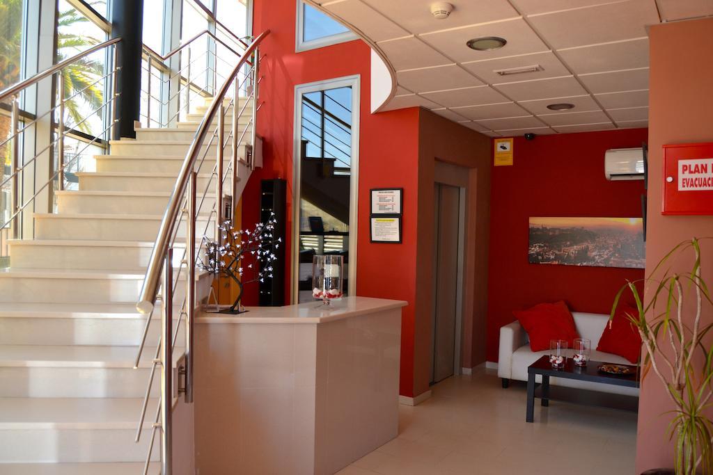 Hotel El Cruce Moraleda Moraleda De Zafayona Extérieur photo